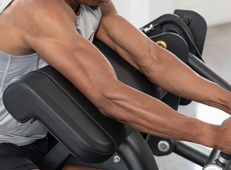 Bizeps Curl Maschine – Vision Fitness Keystone PL